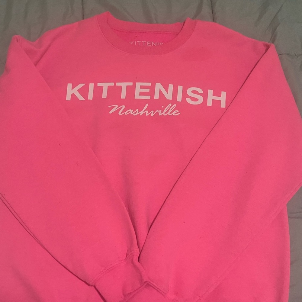 Pink kittenish medium woman sweater